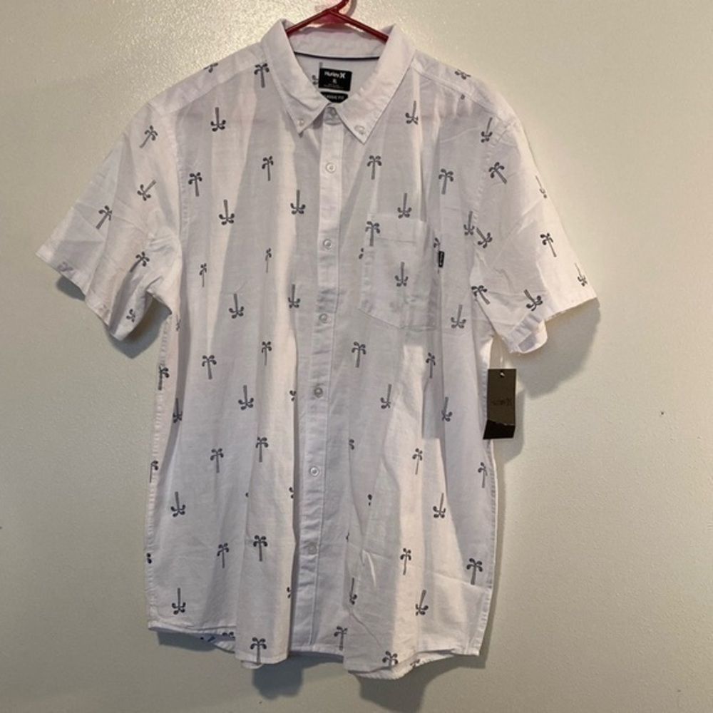 Hurley Moao Paisley Palm tree crisp pocket cotton short sleeve button up shirt